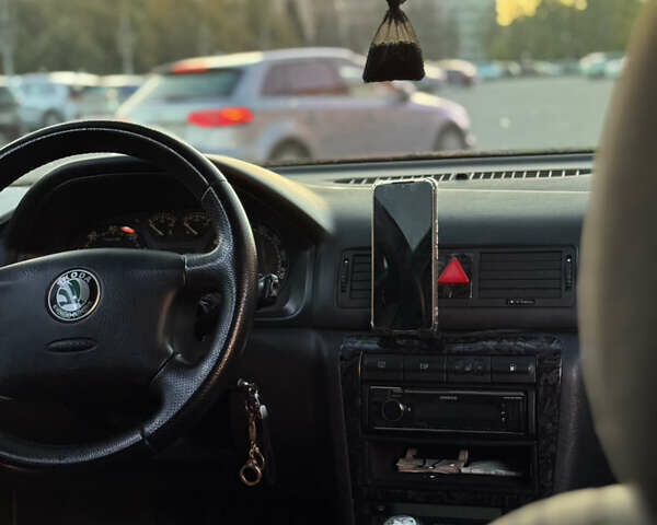 Черный Шкода Октавия, объемом двигателя 1.78 л и пробегом 338 тыс. км за 6500 $, фото 14 на Automoto.ua