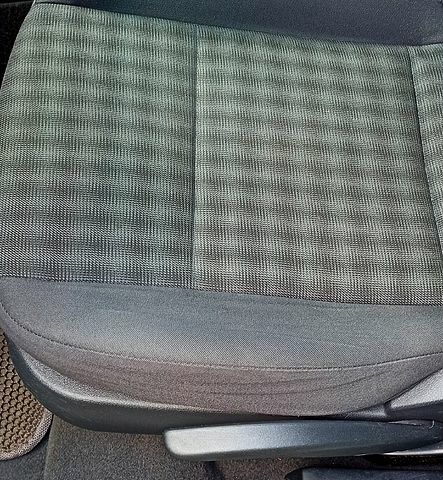 Черный Шкода Октавия, объемом двигателя 1.6 л и пробегом 180 тыс. км за 5500 $, фото 4 на Automoto.ua