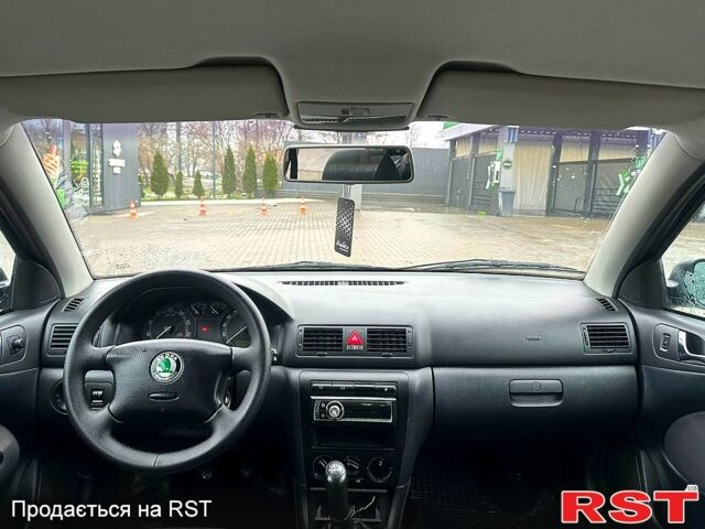 Чорний Шкода Октавія, об'ємом двигуна 1.6 л та пробігом 261 тис. км за 5700 $, фото 11 на Automoto.ua