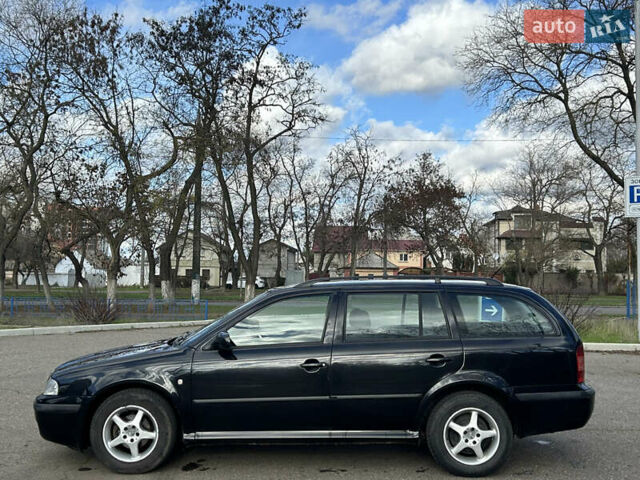 Чорний Шкода Октавія, об'ємом двигуна 1.6 л та пробігом 274 тис. км за 4699 $, фото 7 на Automoto.ua