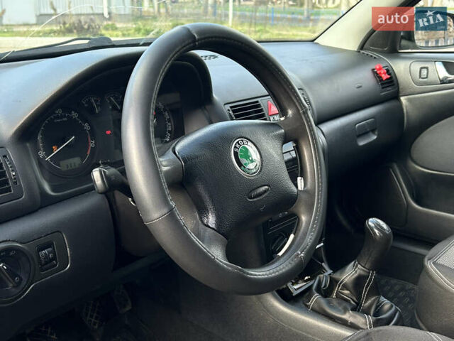 Чорний Шкода Октавія, об'ємом двигуна 1.6 л та пробігом 274 тис. км за 4699 $, фото 8 на Automoto.ua
