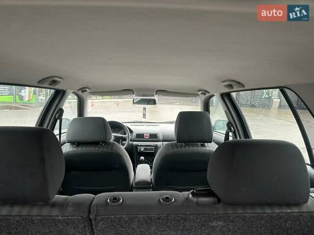 Черный Шкода Октавия, объемом двигателя 1.6 л и пробегом 261 тыс. км за 5700 $, фото 19 на Automoto.ua