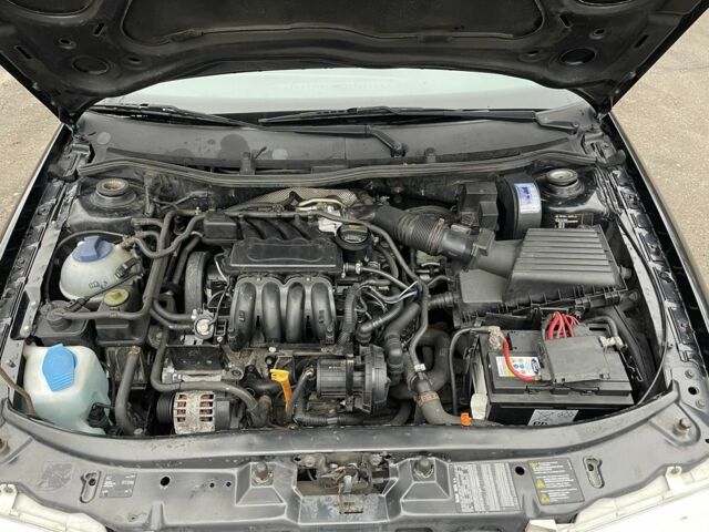 Черный Шкода Октавия, объемом двигателя 1.6 л и пробегом 217 тыс. км за 4599 $, фото 16 на Automoto.ua