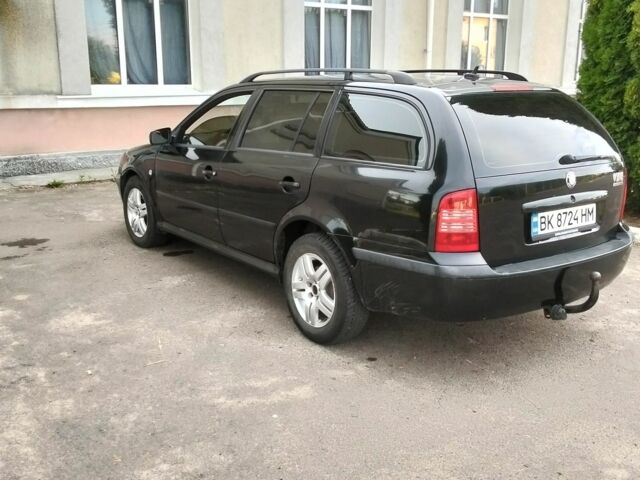 Черный Шкода Октавия, объемом двигателя 1.6 л и пробегом 324 тыс. км за 3200 $, фото 3 на Automoto.ua