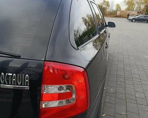 Черный Шкода Октавия, объемом двигателя 1.9 л и пробегом 320 тыс. км за 4750 $, фото 19 на Automoto.ua