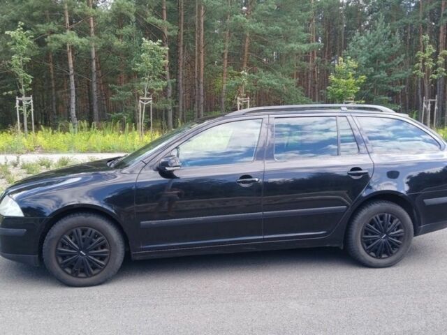 Черный Шкода Октавия, объемом двигателя 2 л и пробегом 257 тыс. км за 2350 $, фото 2 на Automoto.ua