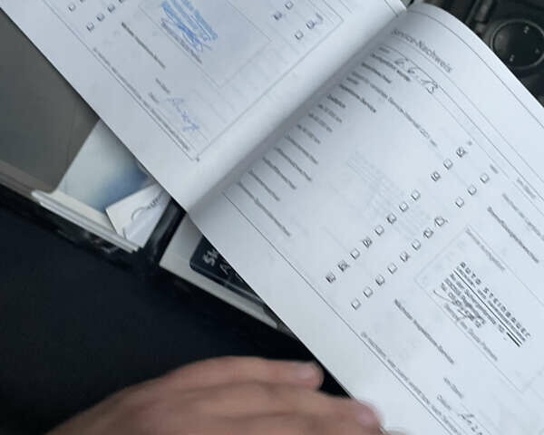 Черный Шкода Октавия, объемом двигателя 1.6 л и пробегом 169 тыс. км за 5850 $, фото 66 на Automoto.ua