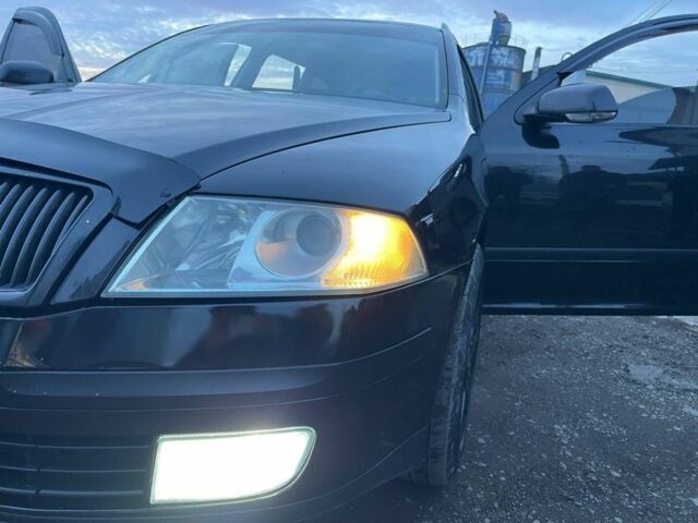 Черный Шкода Октавия, объемом двигателя 1.9 л и пробегом 400 тыс. км за 5200 $, фото 6 на Automoto.ua