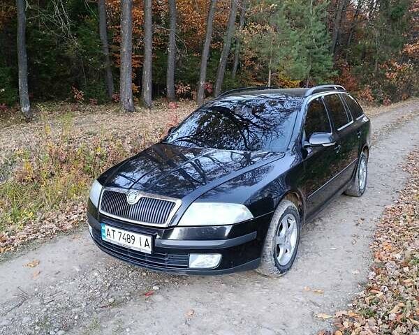 Черный Шкода Октавия, объемом двигателя 1.9 л и пробегом 320 тыс. км за 4750 $, фото 2 на Automoto.ua