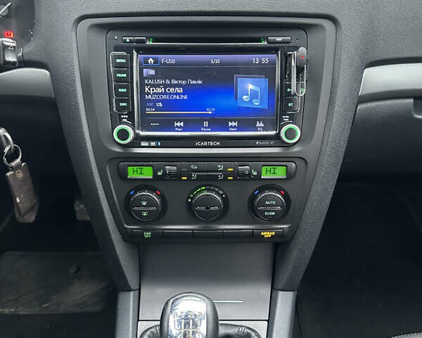 Черный Шкода Октавия, объемом двигателя 1.98 л и пробегом 259 тыс. км за 4999 $, фото 38 на Automoto.ua