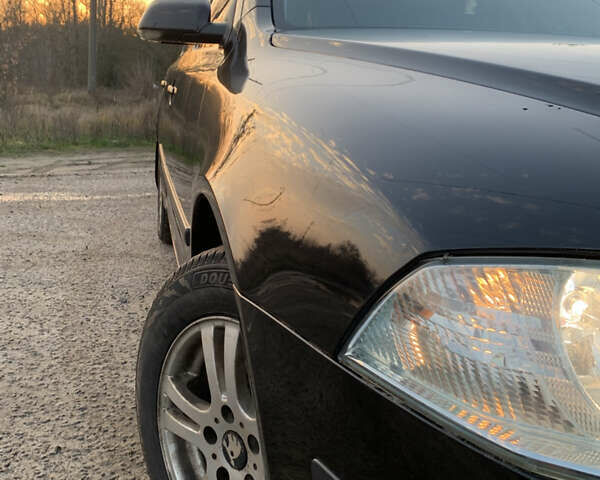 Черный Шкода Октавия, объемом двигателя 1.6 л и пробегом 265 тыс. км за 6450 $, фото 2 на Automoto.ua