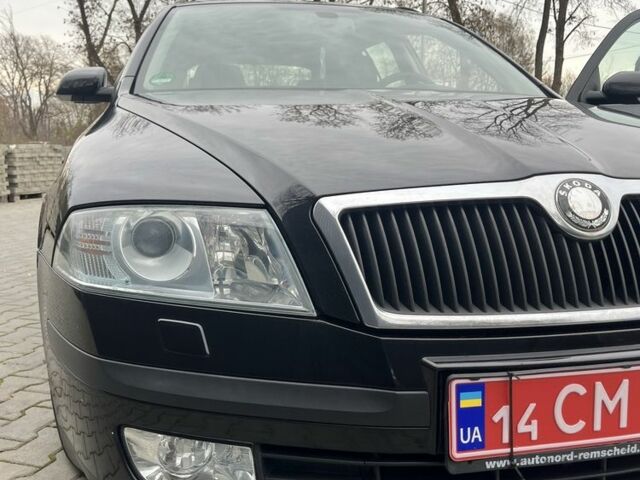 Черный Шкода Октавия, объемом двигателя 2 л и пробегом 184 тыс. км за 6250 $, фото 9 на Automoto.ua