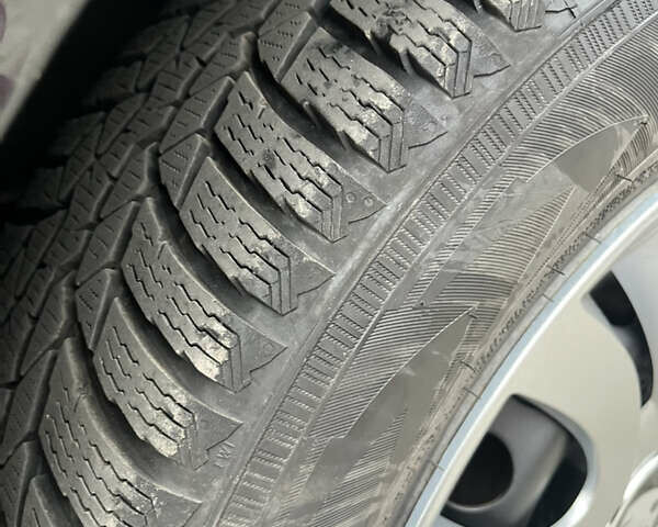 Черный Шкода Октавия, объемом двигателя 2 л и пробегом 181 тыс. км за 6250 $, фото 10 на Automoto.ua