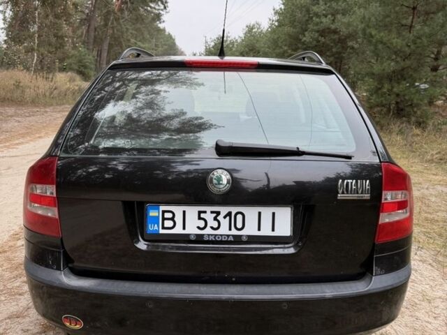 Черный Шкода Октавия, объемом двигателя 1.6 л и пробегом 220 тыс. км за 5450 $, фото 7 на Automoto.ua