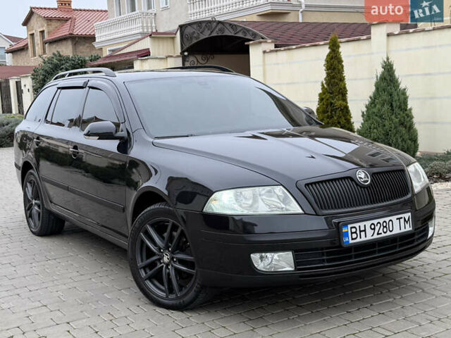 Чорний Шкода Октавія, об'ємом двигуна 2 л та пробігом 197 тис. км за 7400 $, фото 2 на Automoto.ua