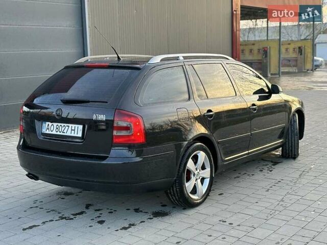 Черный Шкода Октавия, объемом двигателя 2 л и пробегом 270 тыс. км за 5800 $, фото 10 на Automoto.ua