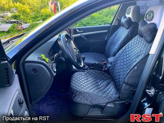 Чорний Шкода Октавія, об'ємом двигуна 1.6 л та пробігом 293 тис. км за 5700 $, фото 12 на Automoto.ua