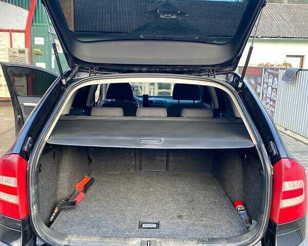 Чорний Шкода Октавія, об'ємом двигуна 1.6 л та пробігом 201 тис. км за 5200 $, фото 8 на Automoto.ua