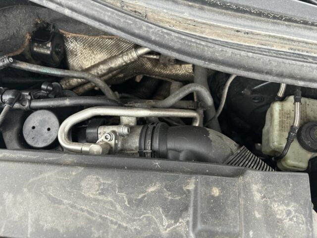 Черный Шкода Октавия, объемом двигателя 1.6 л и пробегом 300 тыс. км за 3500 $, фото 13 на Automoto.ua