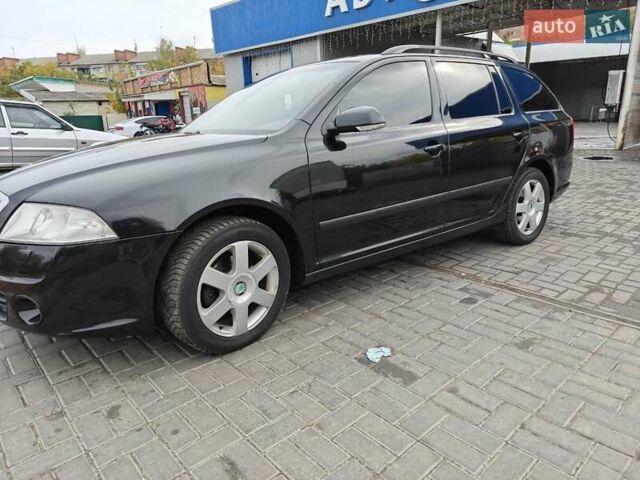 Шкода Октавия 2005 в Славянске на Automoto.ua Черный Шкода Октавия, объемом двигателя 1.6 л и пробегом 303 тыс. км за 5900 $, фото 2 на Automoto.ua
