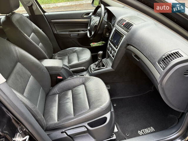Чорний Шкода Октавія, об'ємом двигуна 1.6 л та пробігом 240 тис. км за 6800 $, фото 33 на Automoto.ua