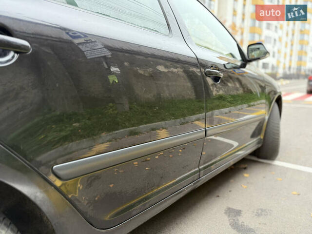 Черный Шкода Октавия, объемом двигателя 1.9 л и пробегом 300 тыс. км за 2950 $, фото 11 на Automoto.ua