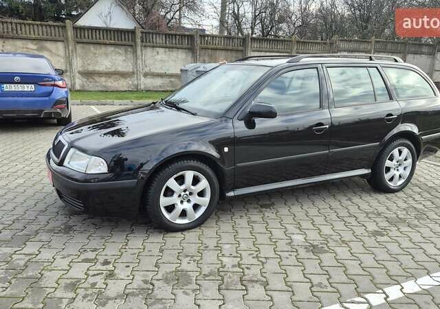 Черный Шкода Октавия, объемом двигателя 1.6 л и пробегом 217 тыс. км за 5700 $, фото 6 на Automoto.ua