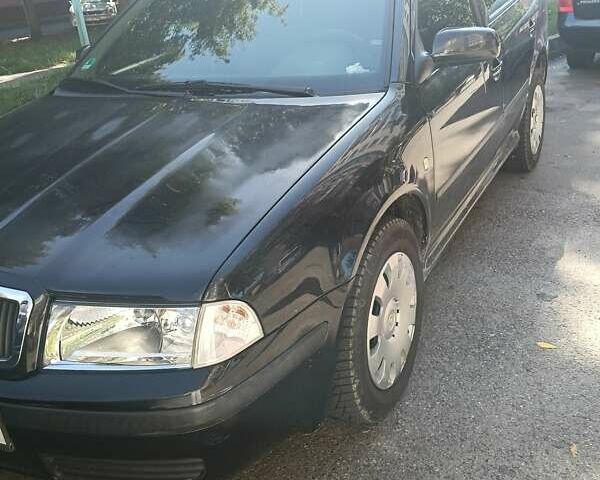 Черный Шкода Октавия, объемом двигателя 0 л и пробегом 200 тыс. км за 5000 $, фото 1 на Automoto.ua