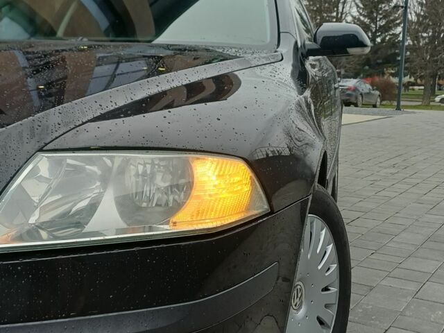 Черный Шкода Октавия, объемом двигателя 1.6 л и пробегом 350 тыс. км за 4800 $, фото 4 на Automoto.ua