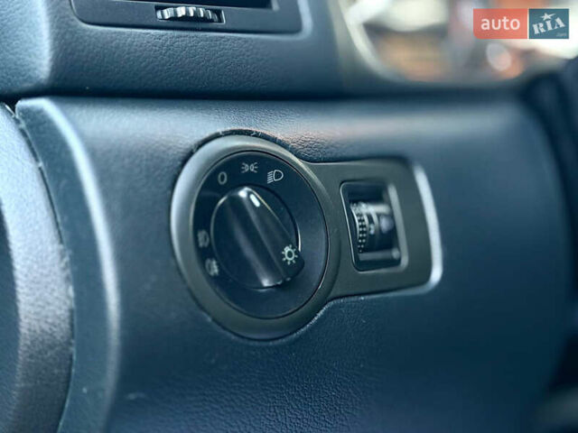 Чорний Шкода Октавія, об'ємом двигуна 1.6 л та пробігом 169 тис. км за 5599 $, фото 31 на Automoto.ua