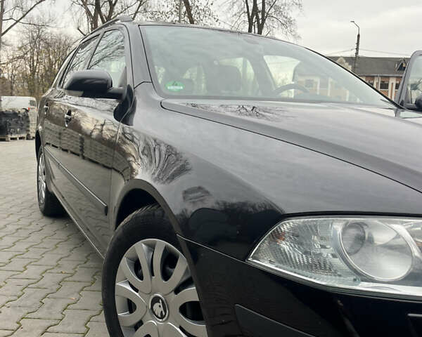 Черный Шкода Октавия, объемом двигателя 2 л и пробегом 181 тыс. км за 6250 $, фото 9 на Automoto.ua