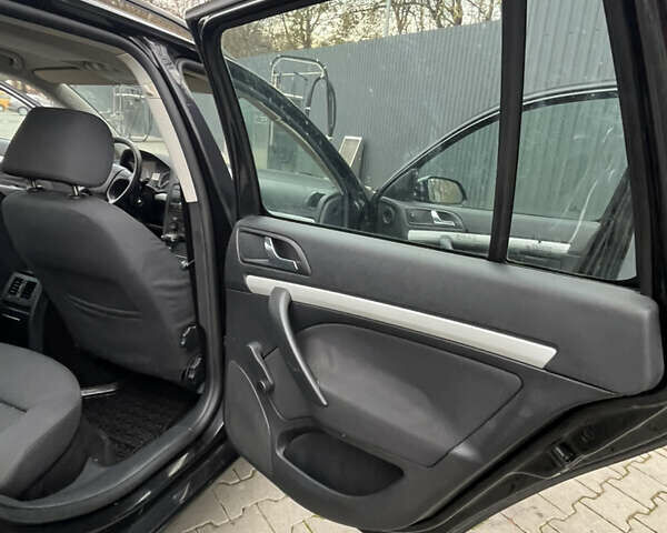 Черный Шкода Октавия, объемом двигателя 2 л и пробегом 181 тыс. км за 6250 $, фото 17 на Automoto.ua