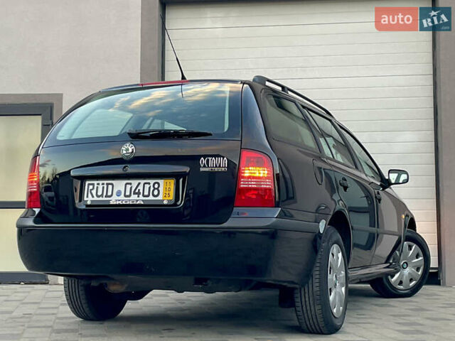 Черный Шкода Октавия, объемом двигателя 1.6 л и пробегом 169 тыс. км за 5850 $, фото 2 на Automoto.ua