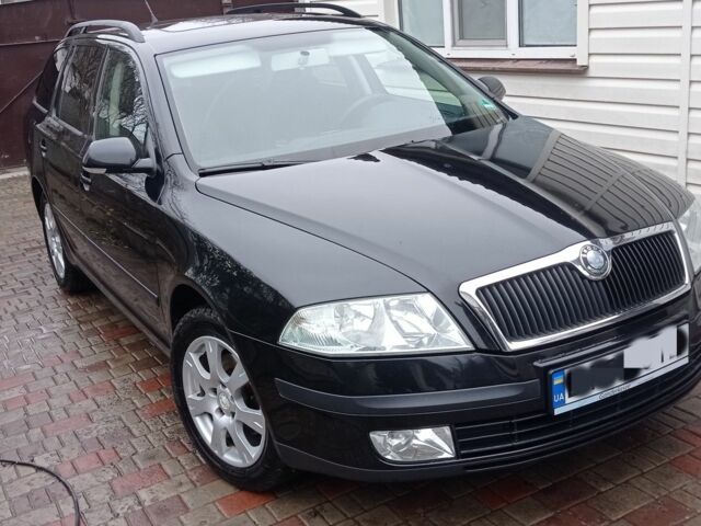 Черный Шкода Октавия, объемом двигателя 1.6 л и пробегом 290 тыс. км за 5300 $, фото 2 на Automoto.ua