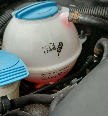 Черный Шкода Октавия, объемом двигателя 1.6 л и пробегом 350 тыс. км за 4800 $, фото 29 на Automoto.ua