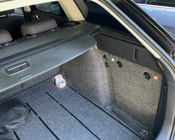 Черный Шкода Октавия, объемом двигателя 1.6 л и пробегом 211 тыс. км за 6999 $, фото 7 на Automoto.ua