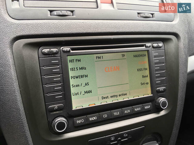 Чорний Шкода Октавія, об'ємом двигуна 1.6 л та пробігом 222 тис. км за 5700 $, фото 12 на Automoto.ua