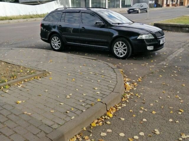 Черный Шкода Октавия, объемом двигателя 2 л и пробегом 300 тыс. км за 5500 $, фото 2 на Automoto.ua