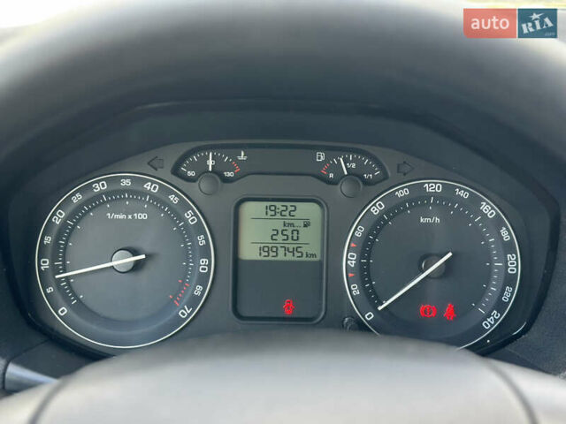 Чорний Шкода Октавія, об'ємом двигуна 0 л та пробігом 199 тис. км за 6300 $, фото 25 на Automoto.ua