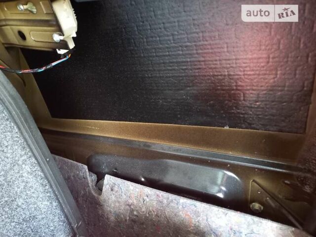 Черный Шкода Октавия, объемом двигателя 1.78 л и пробегом 225 тыс. км за 6300 $, фото 81 на Automoto.ua