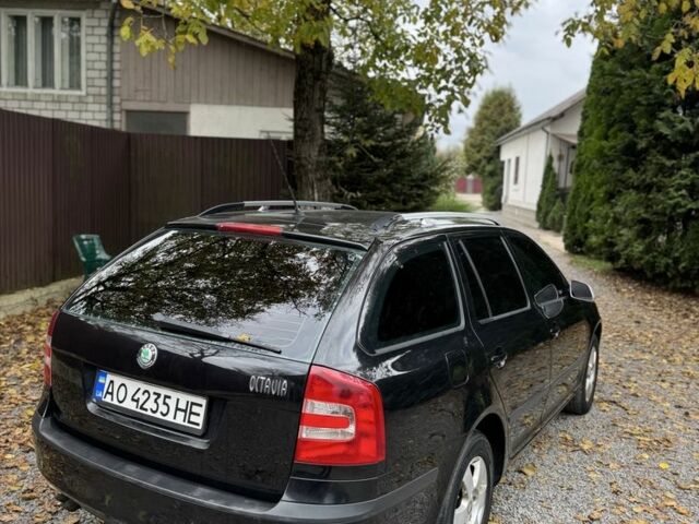 Черный Шкода Октавия, объемом двигателя 2 л и пробегом 278 тыс. км за 4650 $, фото 3 на Automoto.ua