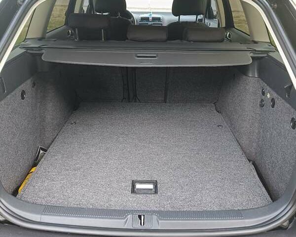 Черный Шкода Октавия, объемом двигателя 1.6 л и пробегом 252 тыс. км за 5800 $, фото 3 на Automoto.ua