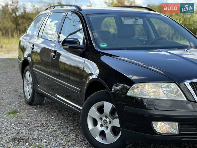 Чорний Шкода Октавія, об'ємом двигуна 0 л та пробігом 199 тис. км за 6300 $, фото 4 на Automoto.ua