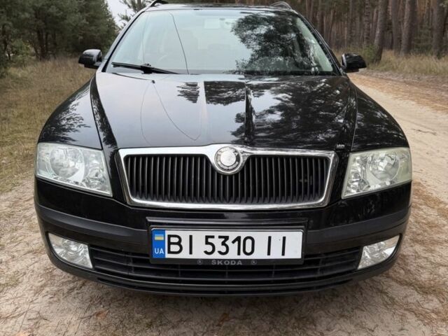 Черный Шкода Октавия, объемом двигателя 1.6 л и пробегом 220 тыс. км за 5450 $, фото 6 на Automoto.ua
