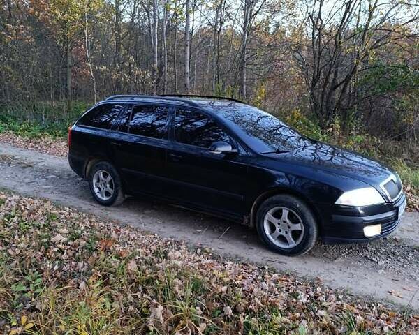 Черный Шкода Октавия, объемом двигателя 1.9 л и пробегом 320 тыс. км за 4750 $, фото 6 на Automoto.ua