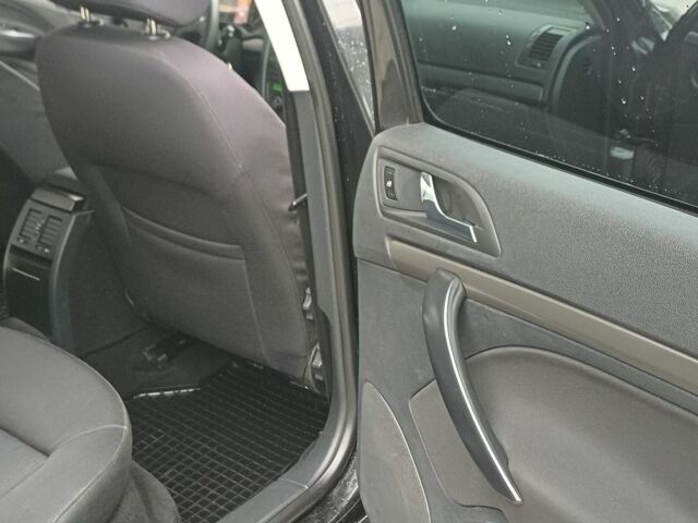 Черный Шкода Октавия, объемом двигателя 1.6 л и пробегом 350 тыс. км за 4800 $, фото 20 на Automoto.ua