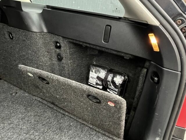 Черный Шкода Октавия, объемом двигателя 2 л и пробегом 184 тыс. км за 6250 $, фото 16 на Automoto.ua