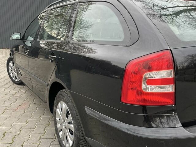 Черный Шкода Октавия, объемом двигателя 2 л и пробегом 184 тыс. км за 6250 $, фото 8 на Automoto.ua