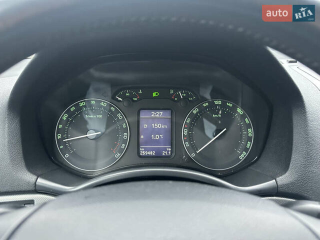 Черный Шкода Октавия, объемом двигателя 1.98 л и пробегом 259 тыс. км за 4999 $, фото 44 на Automoto.ua