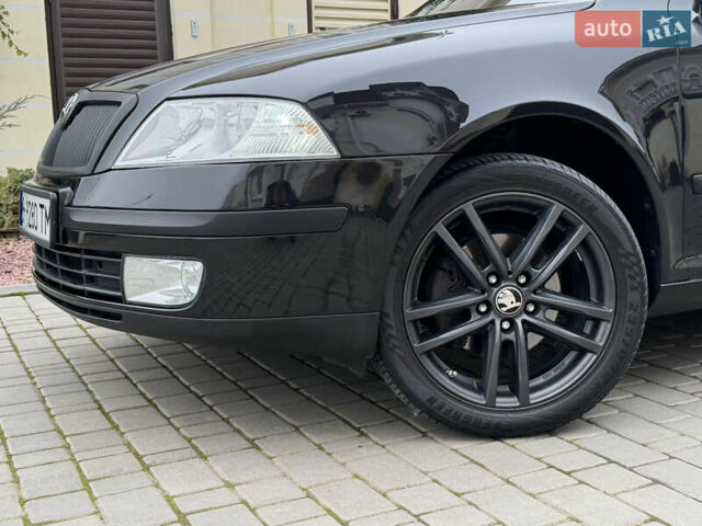 Чорний Шкода Октавія, об'ємом двигуна 2 л та пробігом 197 тис. км за 7400 $, фото 31 на Automoto.ua